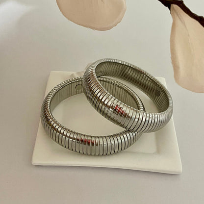 Fashion Silver Bangle